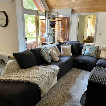 Maison Etoile - Explore Oisans, Fabulous House For 10 Guests, Holiday home Allemont