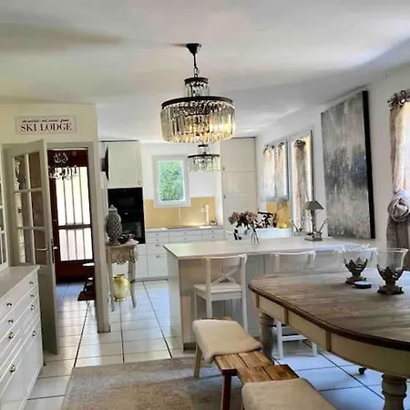 Holiday home Maison Etoile - Explore Oisans, Fabulous House For 10 Guests, Allemont