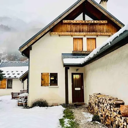 Maison Etoile - Explore Oisans, Fabulous House For 10 Guests, Holiday home *